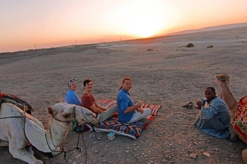 Camel Riding Tour in Luxor West Bank