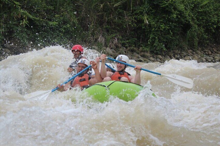 Whitewater Rafting Río Naranjo Class III+ 