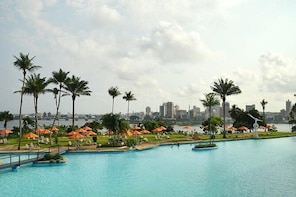 2-Day Cote d'Ivoire Starter Package in Abidjan