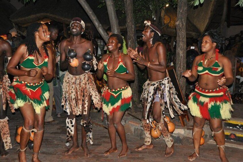 Boma Dinner, Dance & Drum Show - Victoria Falls