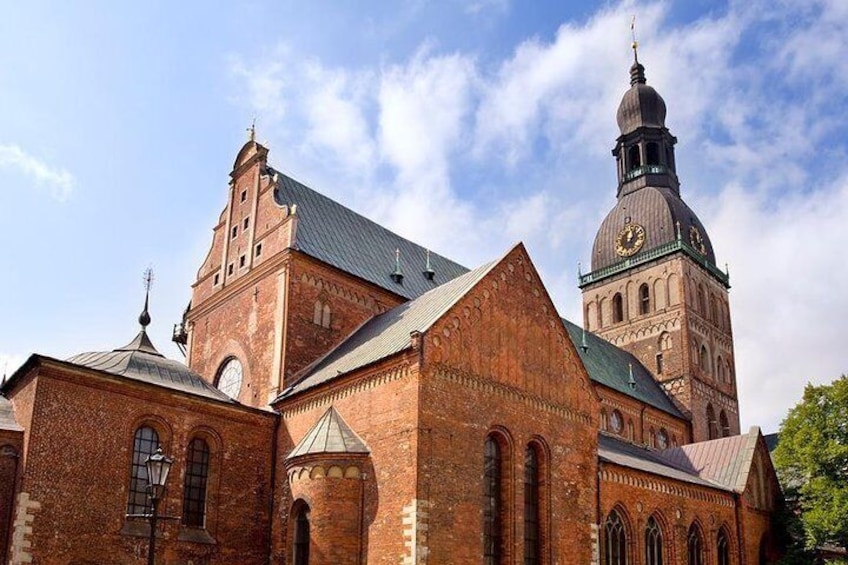 Riga Old Town walking tour with Black Balsam tasting