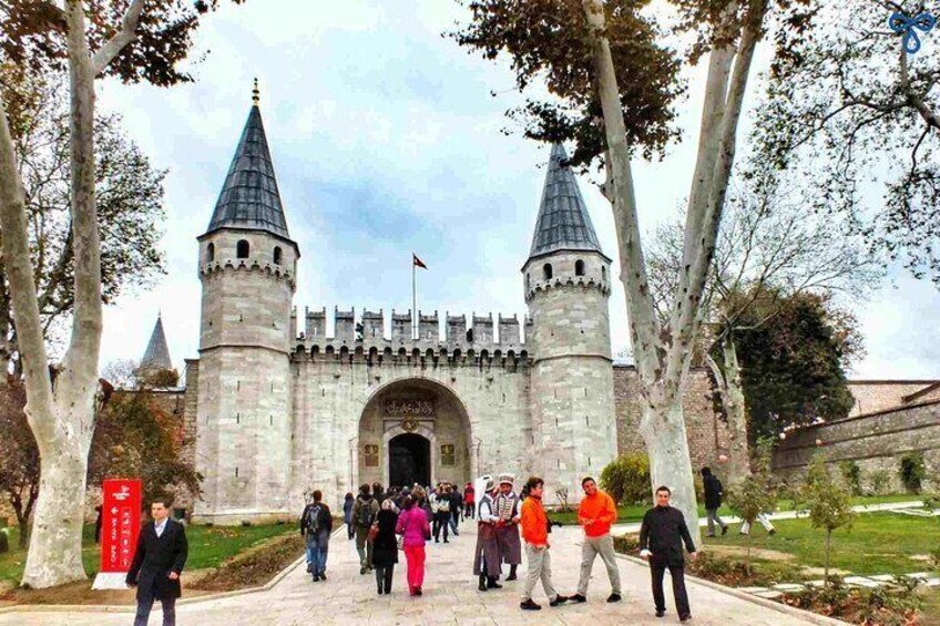 Istanbul Topkapi Palace Guided Tour