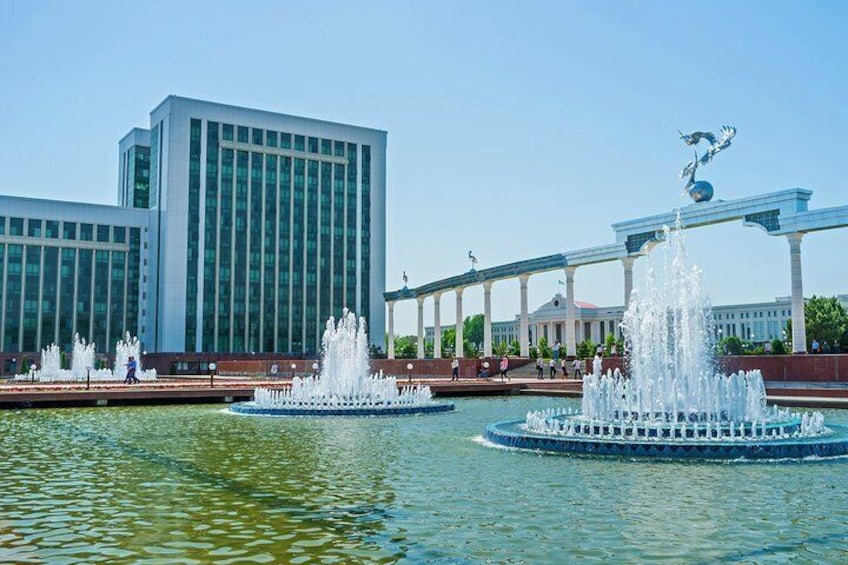 Independence Square, Tashkent