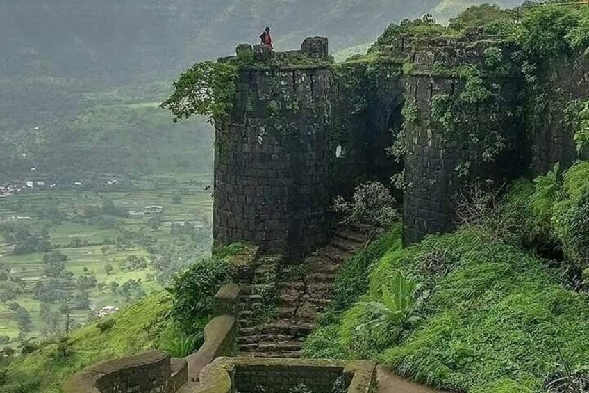 Khadakwasla Dam, Sinhagad Fort Tour by Car