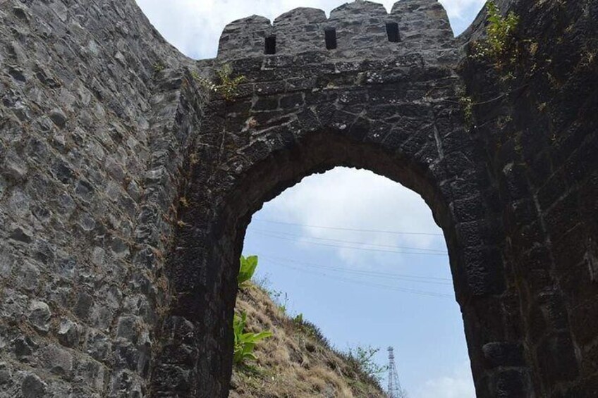 Khadakwasla Dam, Sinhagad Fort and Panshet Dam Tour by Car