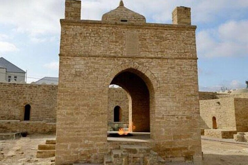 Atesgah and Yanar Dag Tour