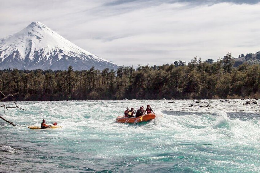 Rafting rio Petrohue