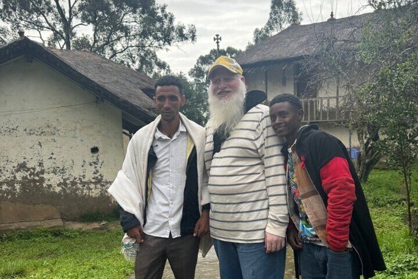 At the mineyelk ll palace with locals and visitor