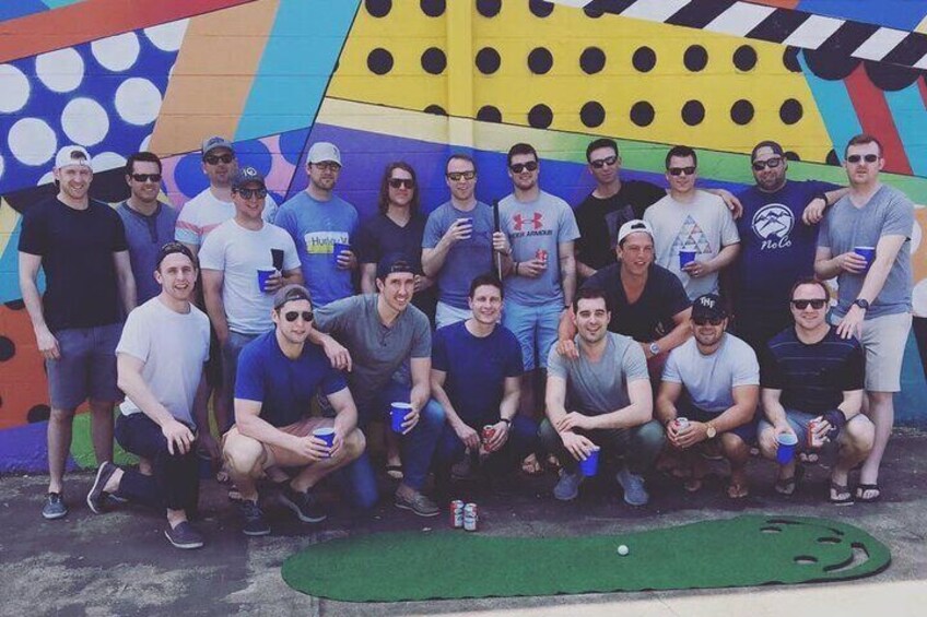 Bar golf at mural in Nashville