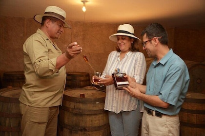 Private Half-Day Coffee & Rum Tour from Bogotá