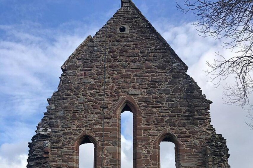 Legendary Loch Ness and Urquhart Castle Tour