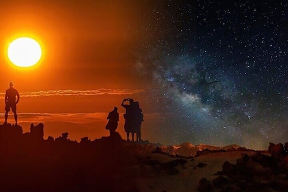 Puesta de sol y estrellas en el Parque Nacional del Teide