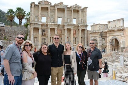 Luxury Day Trip to Ephesus – From Roman Ruins to Rich Flavors
