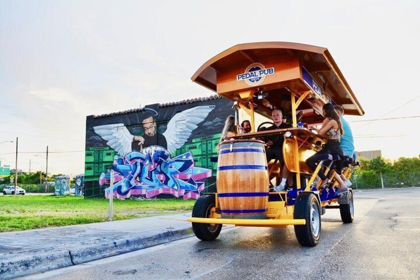 Pedal Pub Miami Wynwood Graffiti Bar Tour Private Ride 