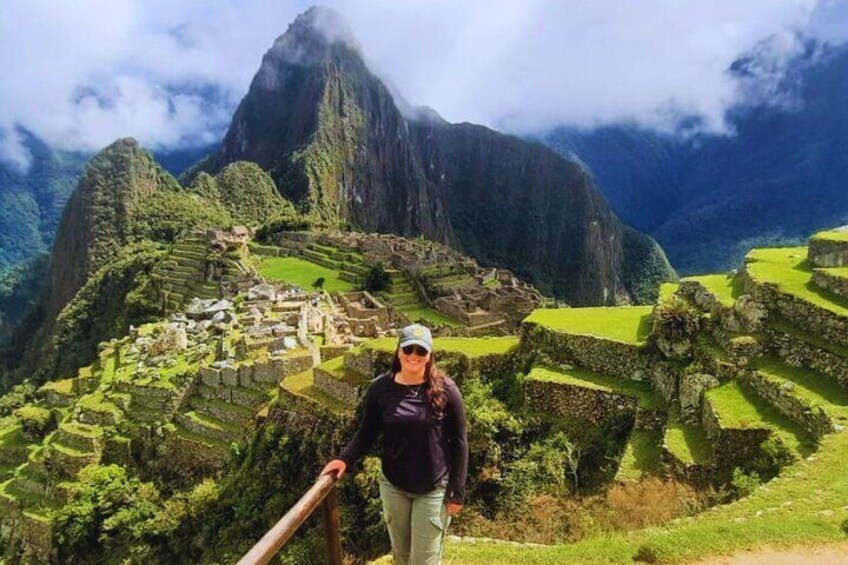 2-Day Tour: Sacred Valley and Machu Picchu by Train