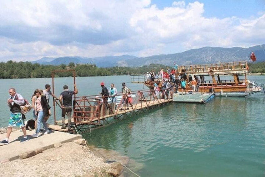 Jeep Safari and Boat tour in Green Lake