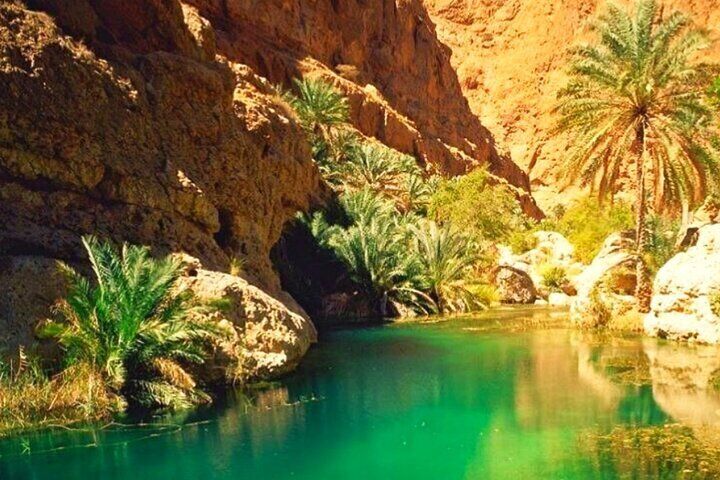 Oman Wadi Shab & Bimmah Sink Hole full day tour