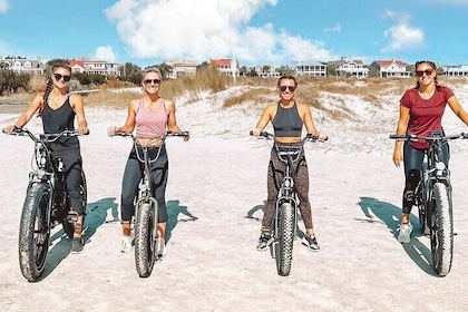 Tour guiado en bicicleta eléctrica por las costas de Charleston