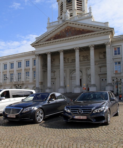 Private Sedan: Brussel Midi Train Sation