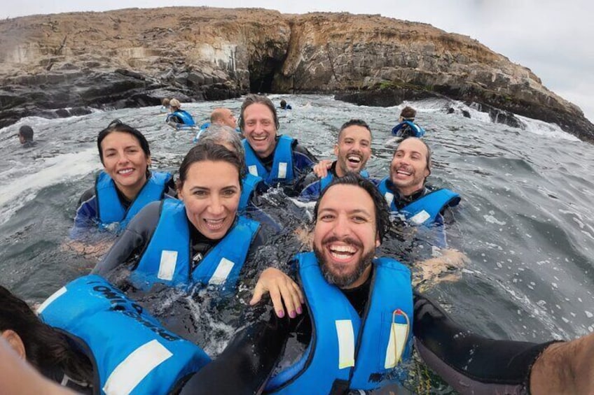 Lima: Palomino Islands Excursion & Swimming with Sea Lions with Hotel Transfers