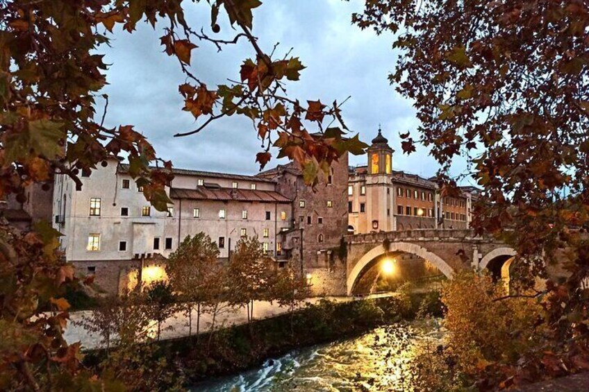 Trastevere Street Food Tour with Local Expert