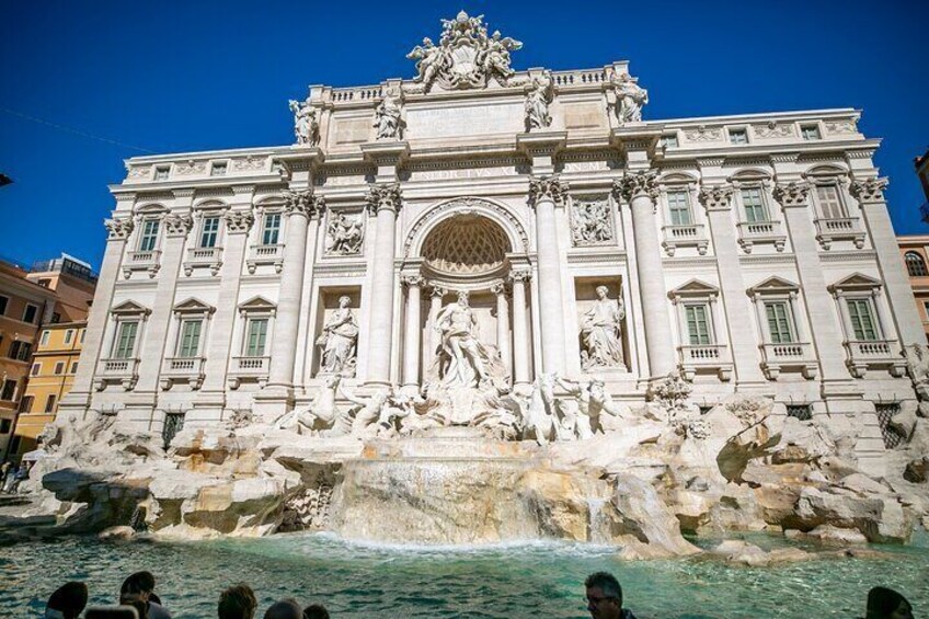 Rome in 2 days tour including Colosseum, Trevi Fountain and Sistine Chapel