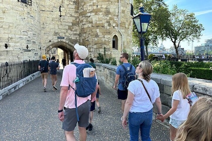 Kinderfreundliche Private Tower of London Tour mit Blue Badge Guide