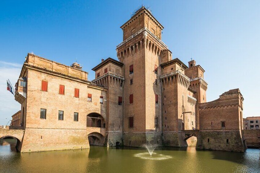 Ferrara Highlights Kids Tour with a Local Guide