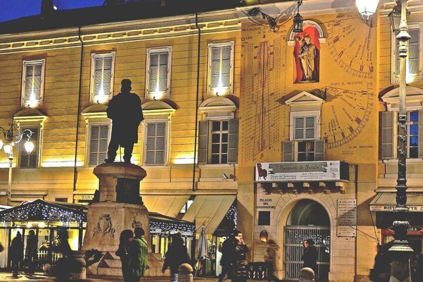 Parma Highlights Small Group Tour by Night