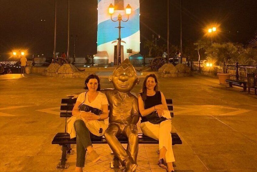 Shared Walking Tour in Guayaquil City