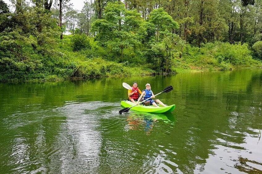 Kayak - Yojoa Lake, Honduras.