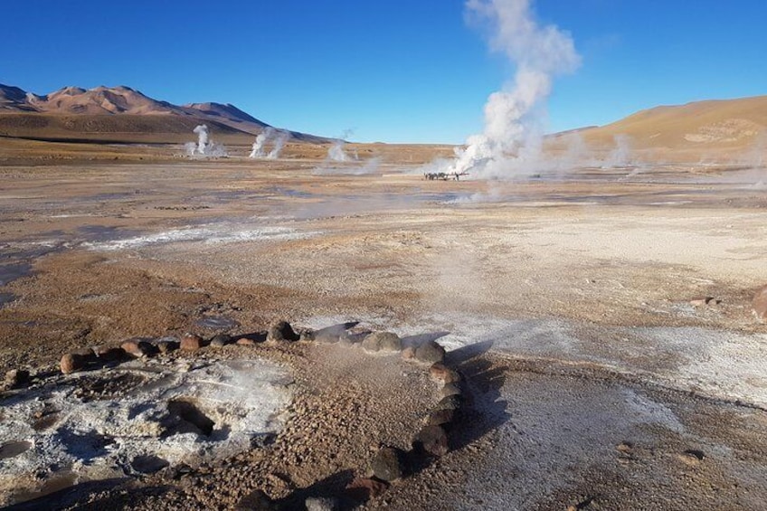 Hiden Tatio Geysers 