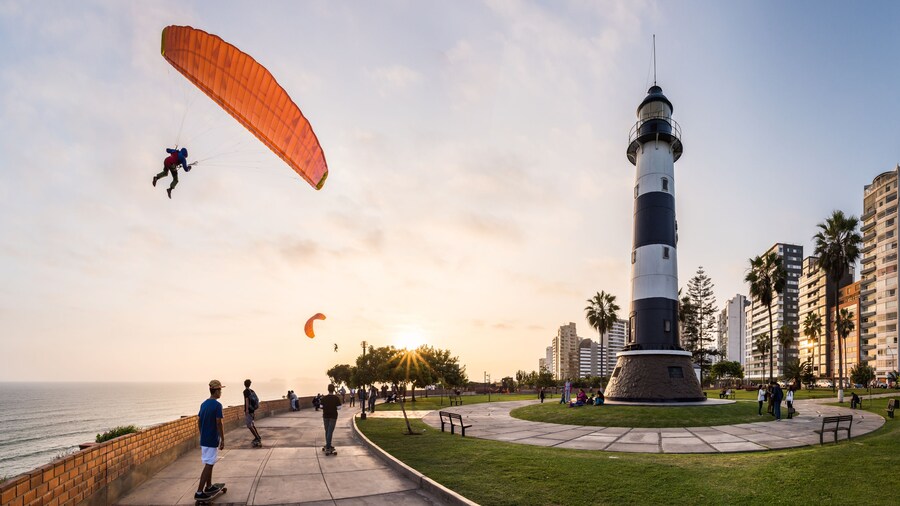 Historic Center, San Isidro & Miraflores Tour