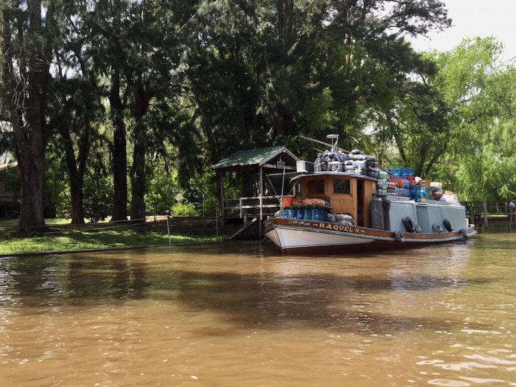 Tigre Island Town Tour & Delta River Cruise with Lunch