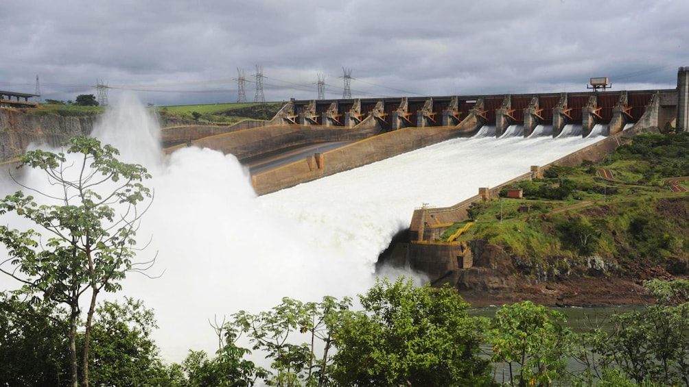 Releasing water at the Itaipu Dam in Iguazu