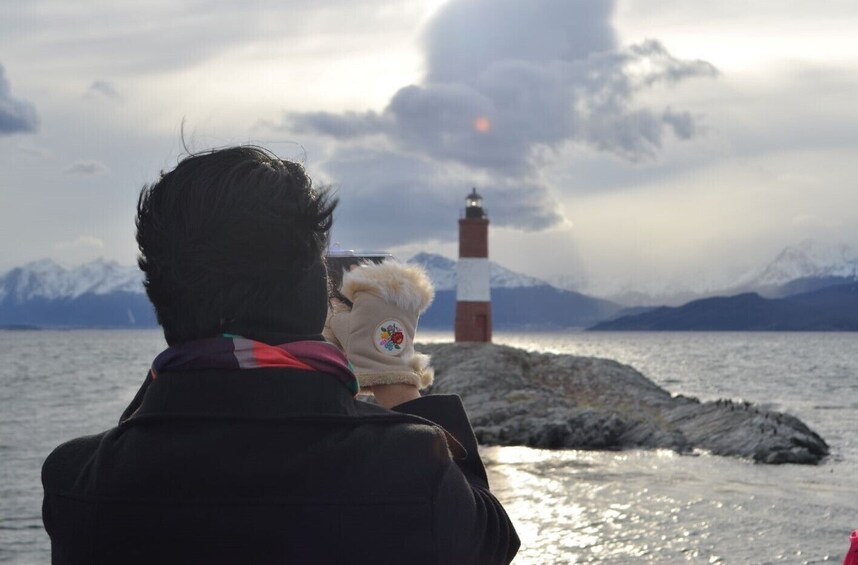 Navigation through the Beagle Channel, Isla de Lobos & Pájaros & Pinguinera