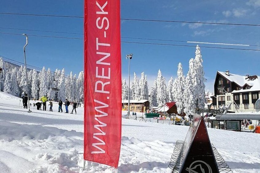 5-Day Ski and Snowboard Equipment Rental in Borovets