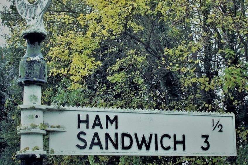 Signpost to the hamlet of Ham and town of Sandwich