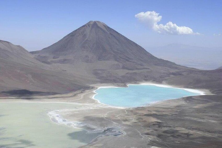 3D 2N Uyuni Salt Flats by flight from La Paz to Atacama, Chile