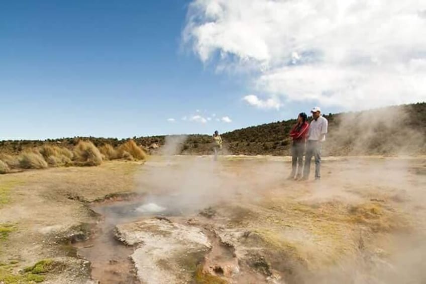 Private Tour to Salar de Uyuni from San Pedro de Atacama, Chile (VIP)