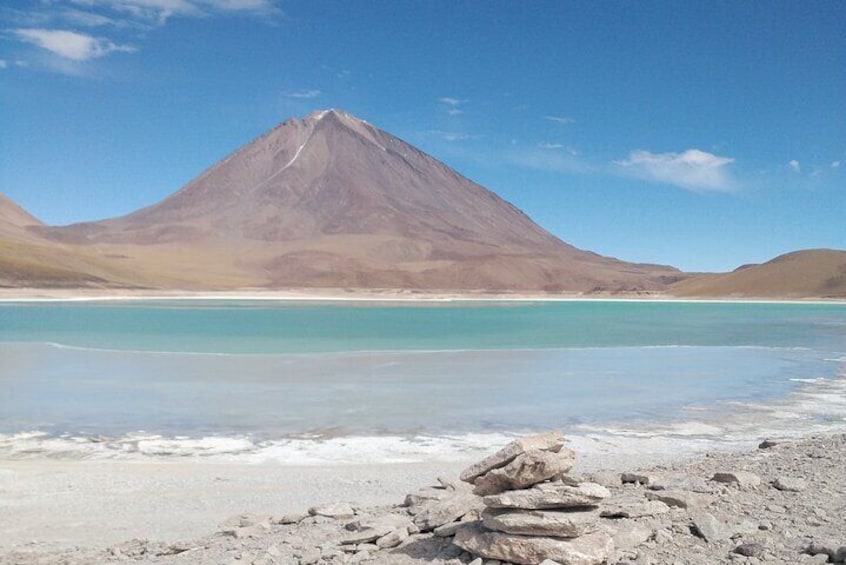 Private Tour to Salar de Uyuni from San Pedro de Atacama, Chile (VIP)