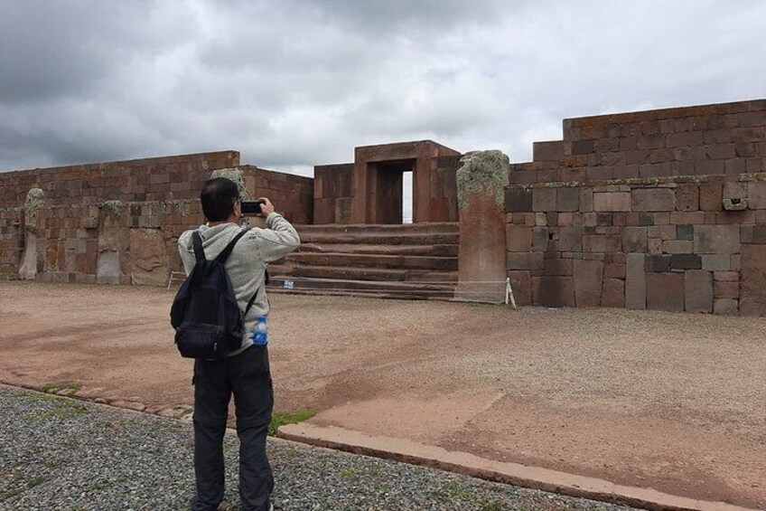 From La Paz:Tiwanacu and Titicaca lake in one day.