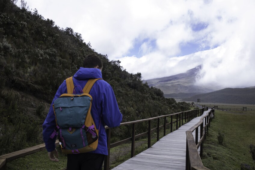 Cargar foto 2 de 8. Cotopaxi & Quilotoa Full Day Tour