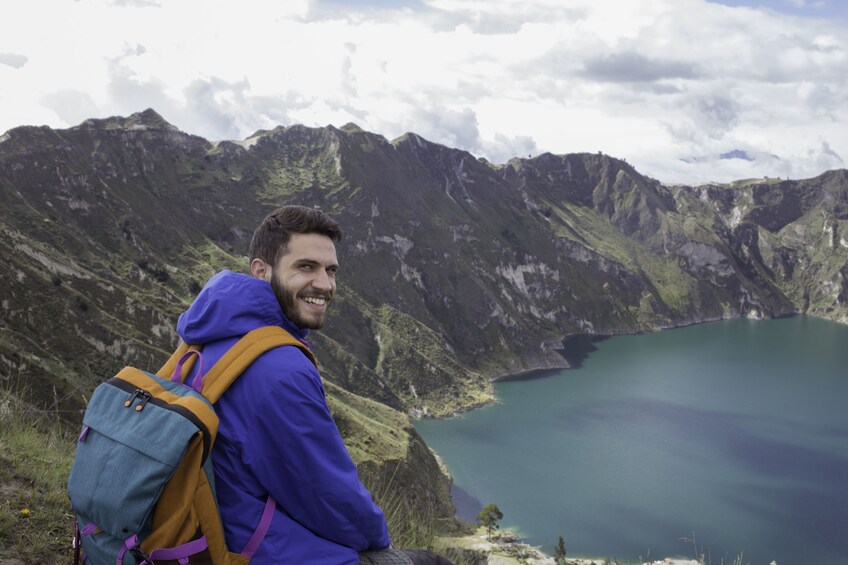 Cargar foto 1 de 8. Cotopaxi & Quilotoa Full Day Tour