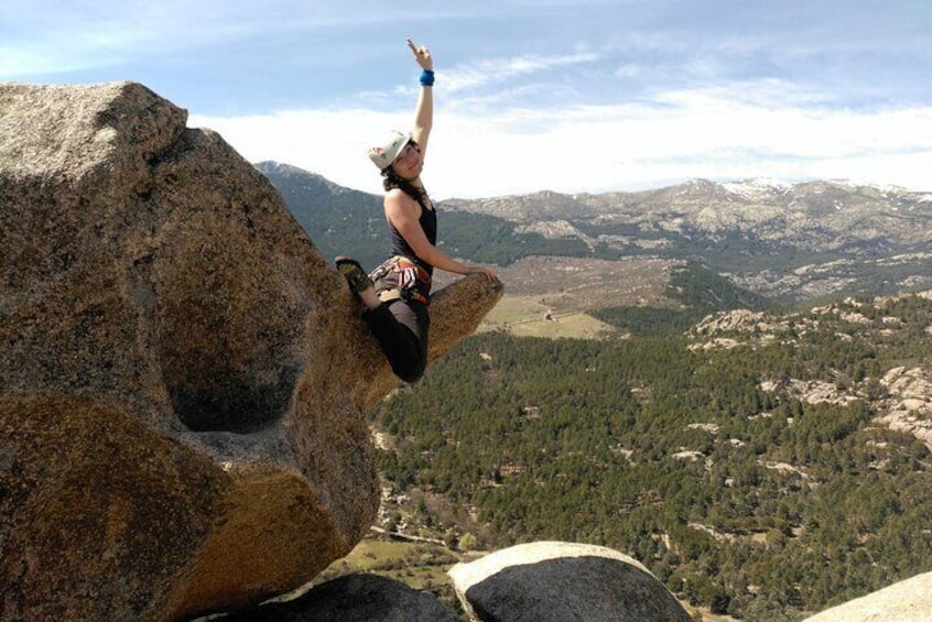 Rock Climbing in Madrid National Park with Transport