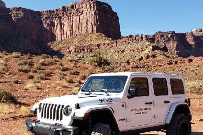 Canyonlands Backcountry 4x4 Half-Day Tour