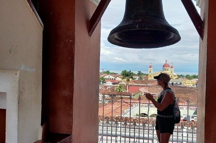 Granada Colonial City Tour and Masaya Volcano