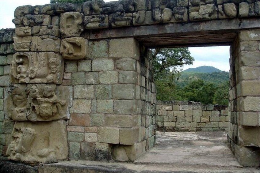 impresive carvings.