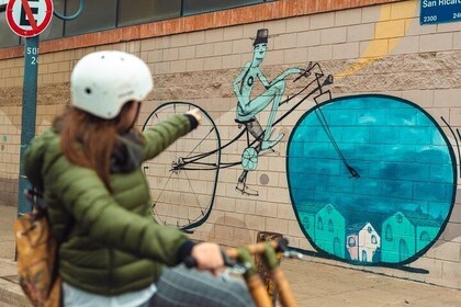 Private abseits der ausgetretenen Pfade: Hidden Urban Art Fahrradtour