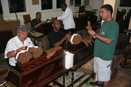 Cigar Rolling Lesson at Graycliff Cigar Company